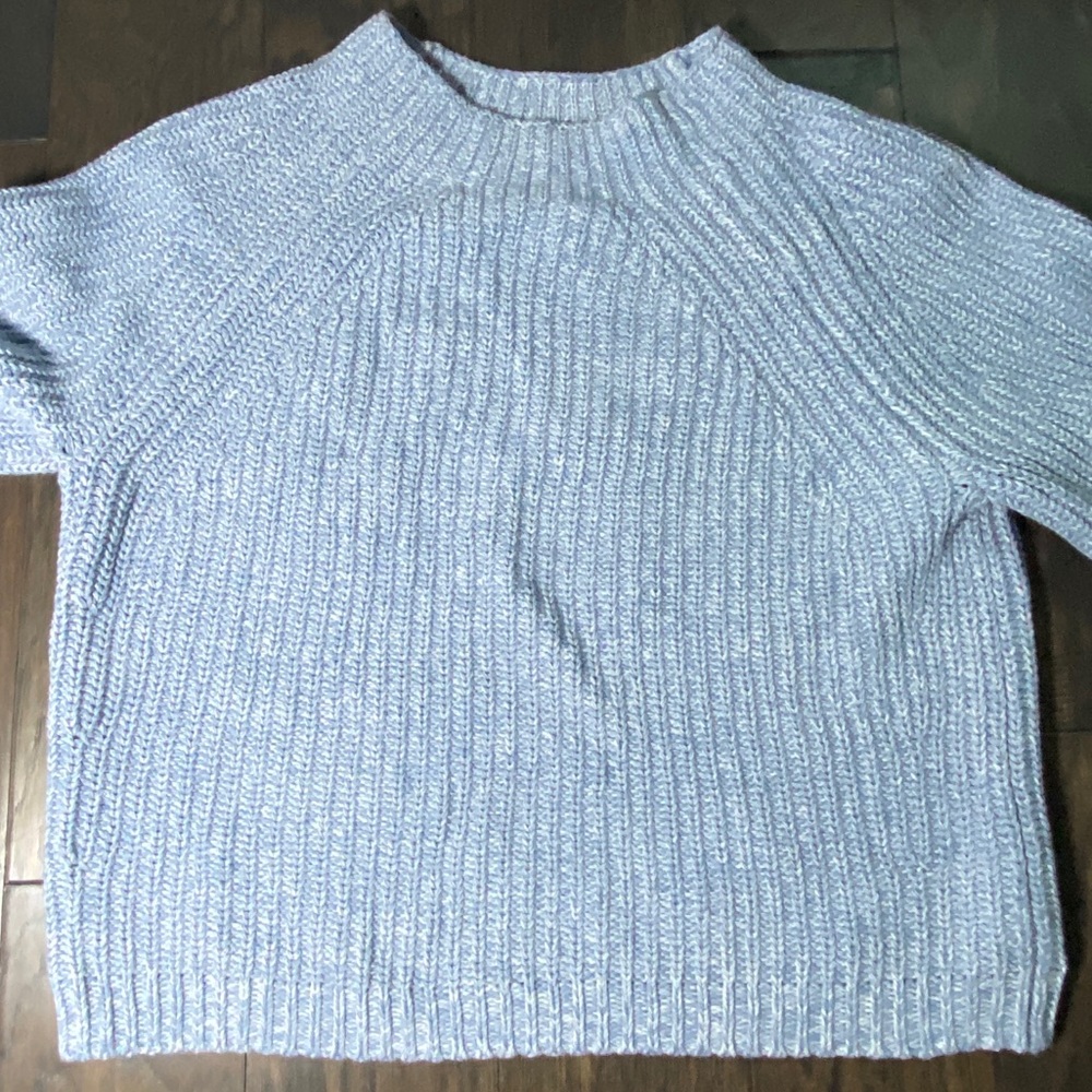 GAP. Blue Knit Sweater. Size small